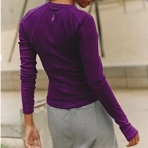 NWT Free People Kick Off Solid Layer In Champion Sz. L - Picture 2 of 3